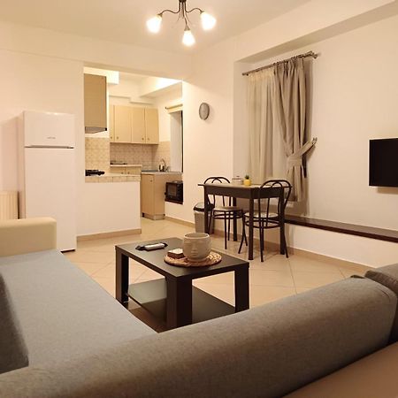 To Agioklima Hotel อิโออันนินา ภายนอก รูปภาพ
