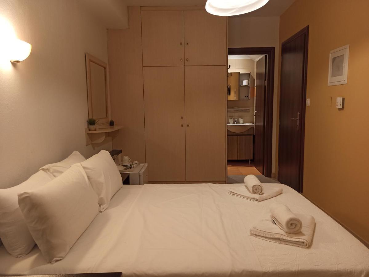 To Agioklima Hotel อิโออันนินา ภายนอก รูปภาพ