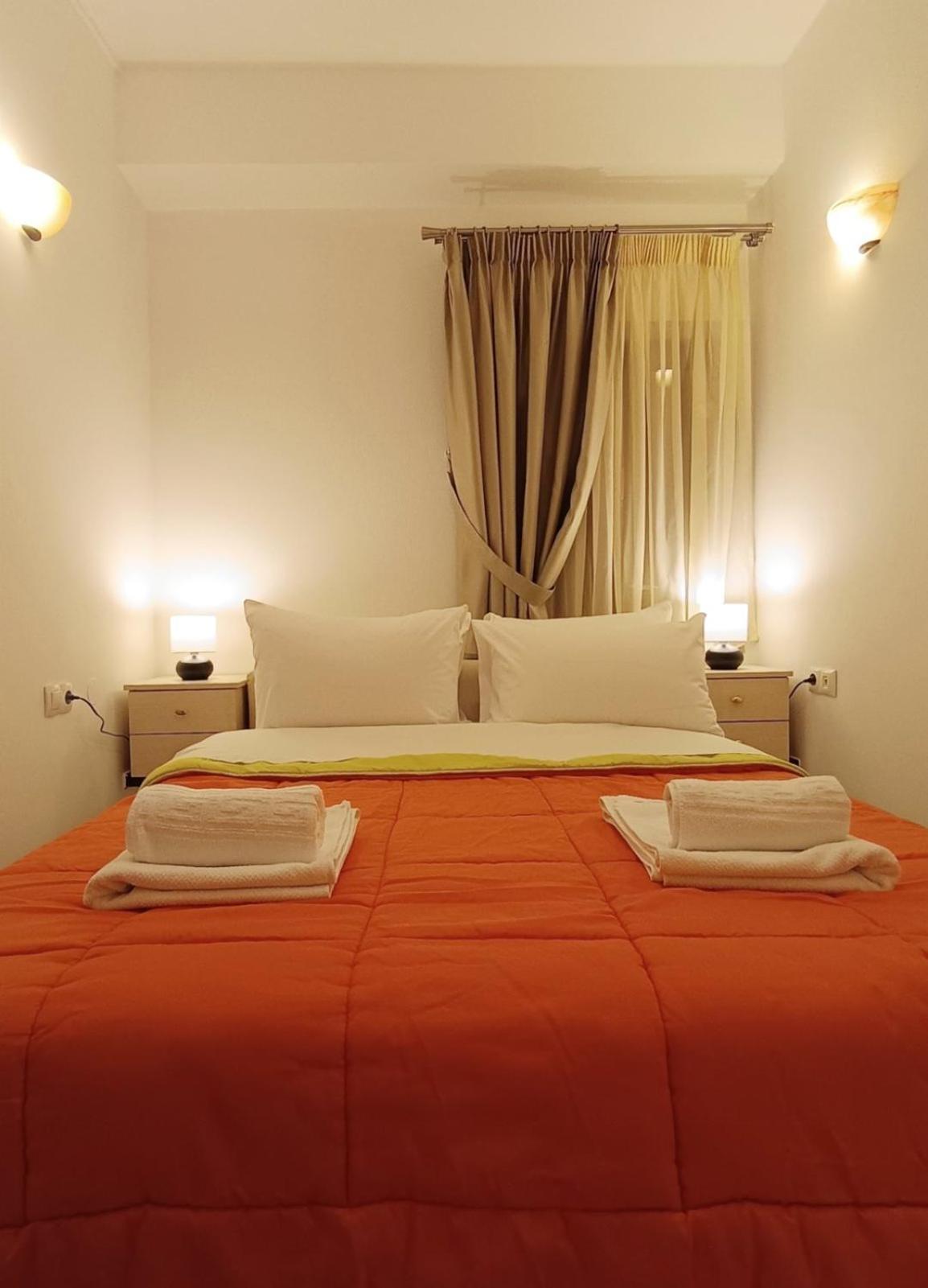 To Agioklima Hotel อิโออันนินา ภายนอก รูปภาพ